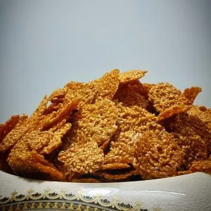 چیپس کنجدی