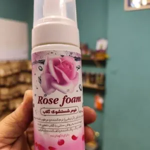 فوم شست وشو گلاب